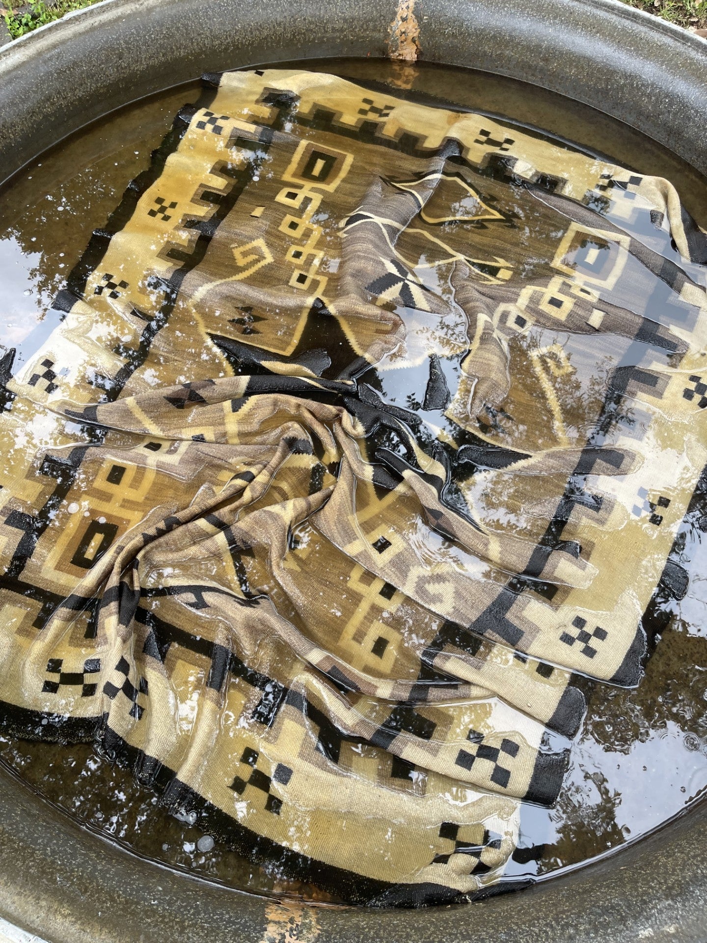 See and Review Our Expert Rug Washing & Repairs