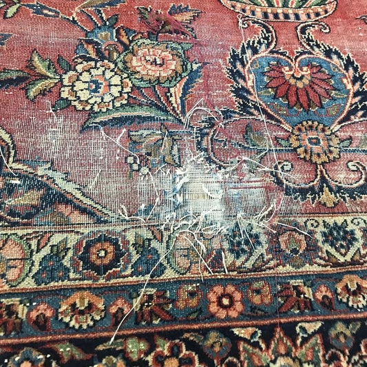 Re-Weaving a Hole on a worn Persian Carpet!