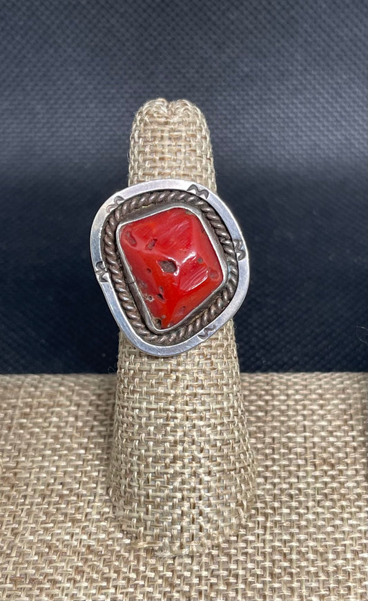 Vintage Navajo Dine Sterling & Quality Coral Ring