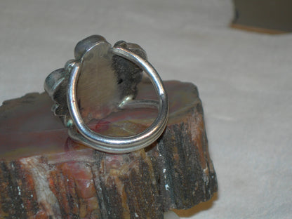 Antique Silver & Turquoise Native American Zuni Ring